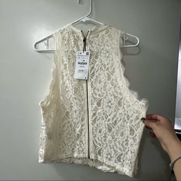 Zara Cream Vest - Picture 2 of 4